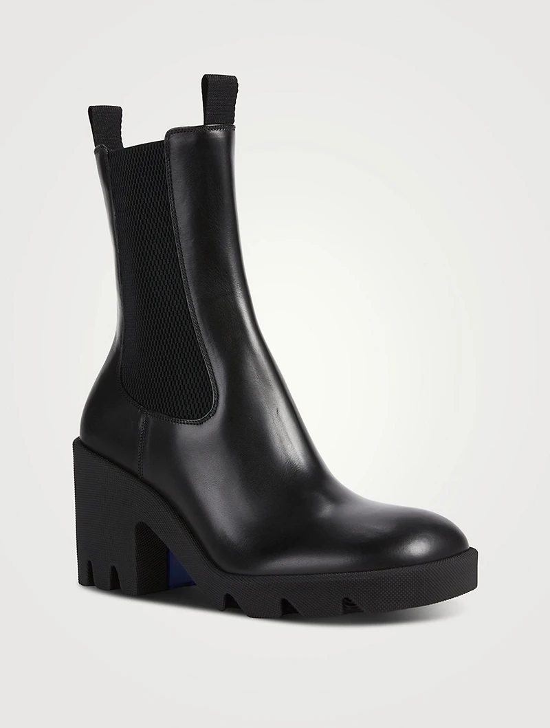 Stride Leather Chelsea Boots