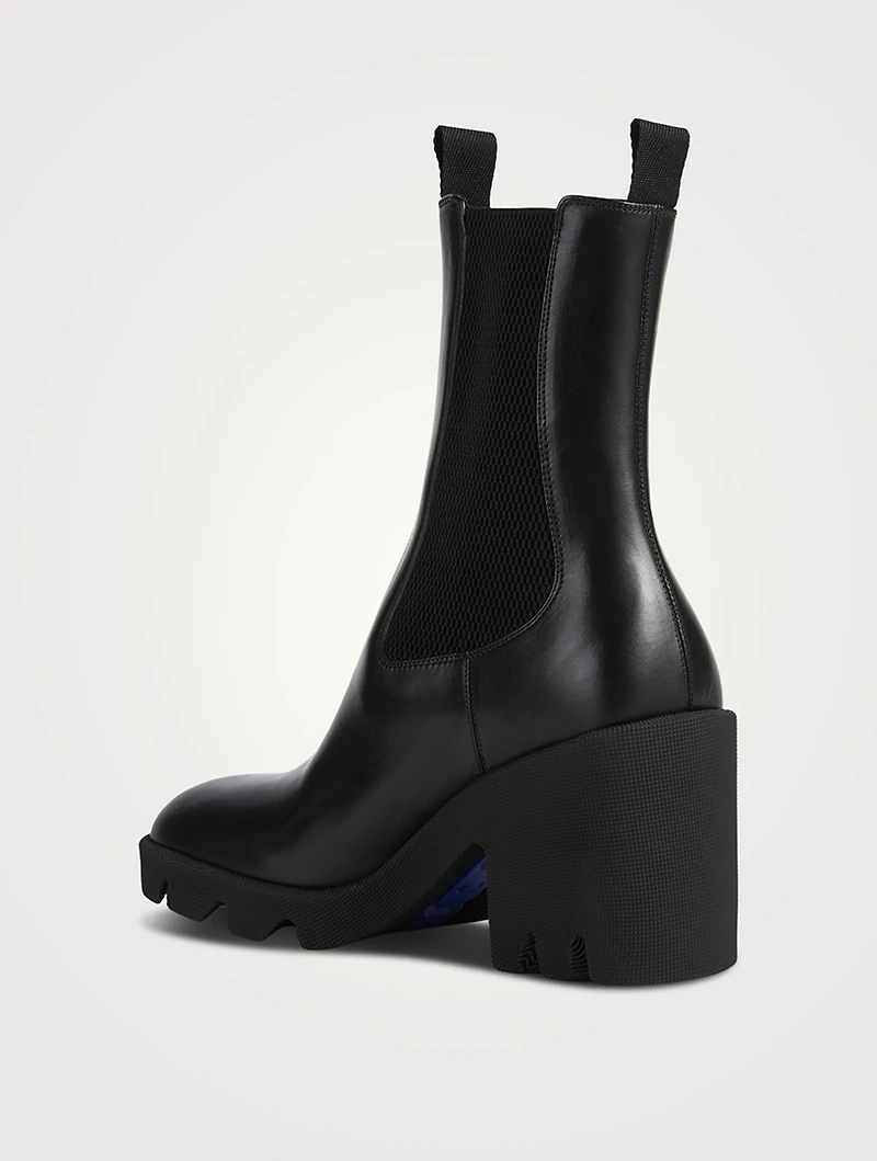 Stride Leather Chelsea Boots