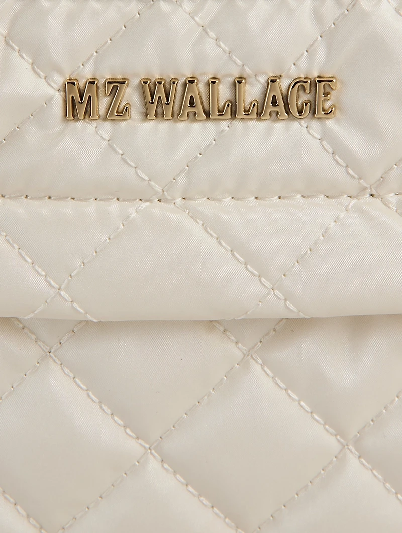 Metro Flat Crossbody Bag