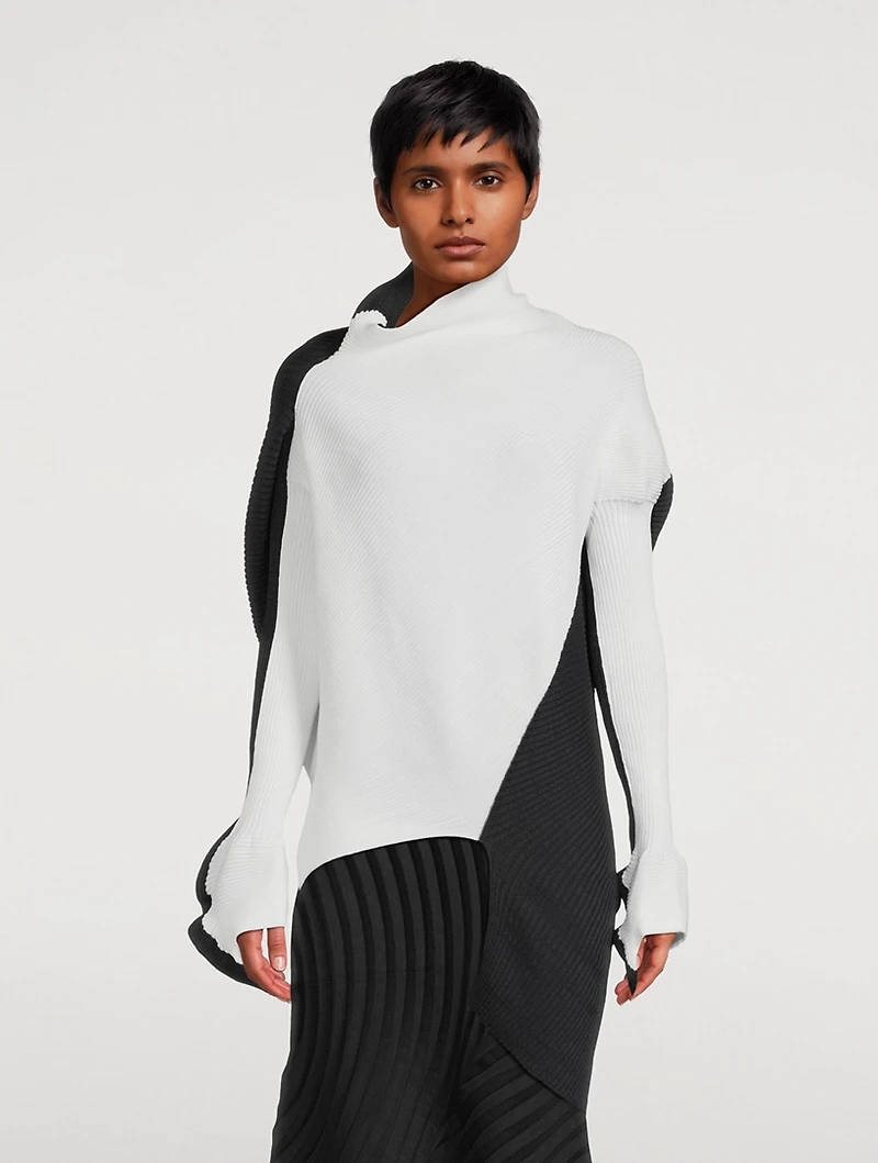 Aerate Mockneck Top
