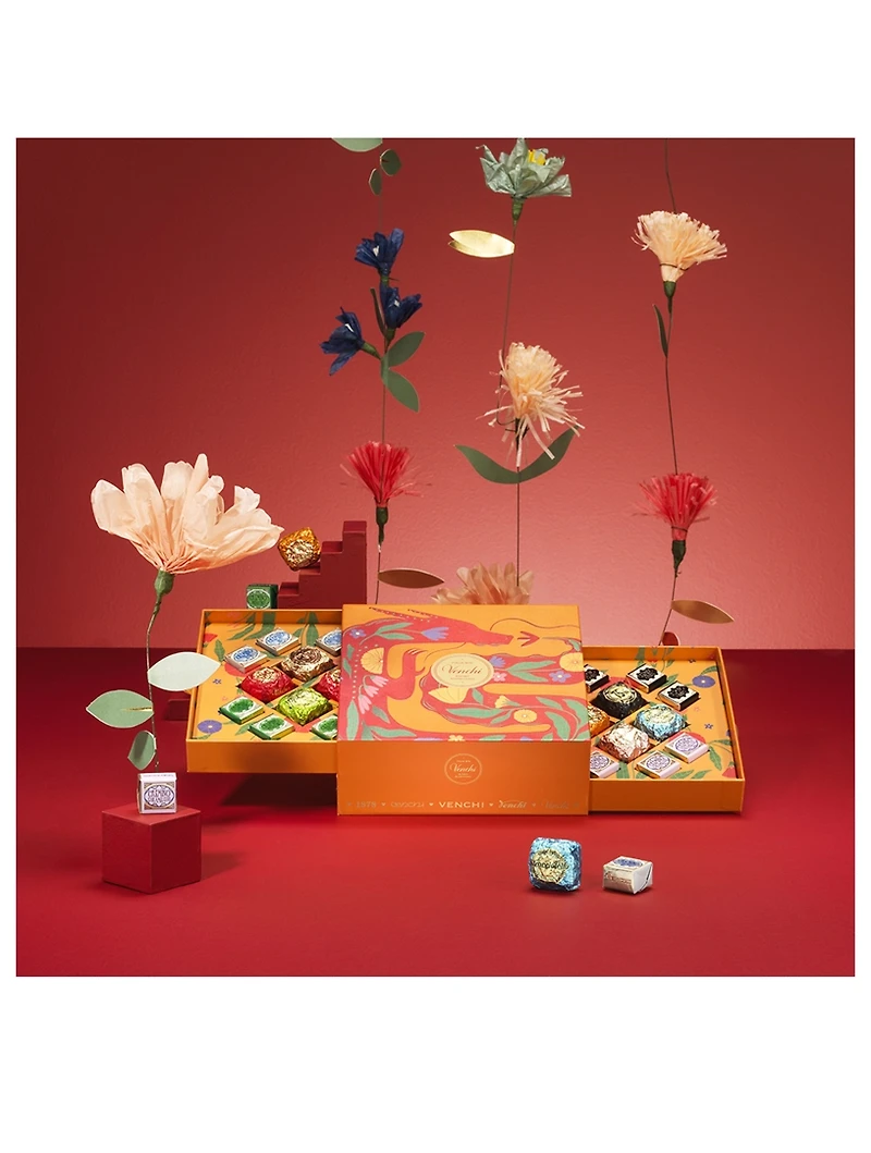 Lunar New Year Gift Box With Cremini & Chocoviar