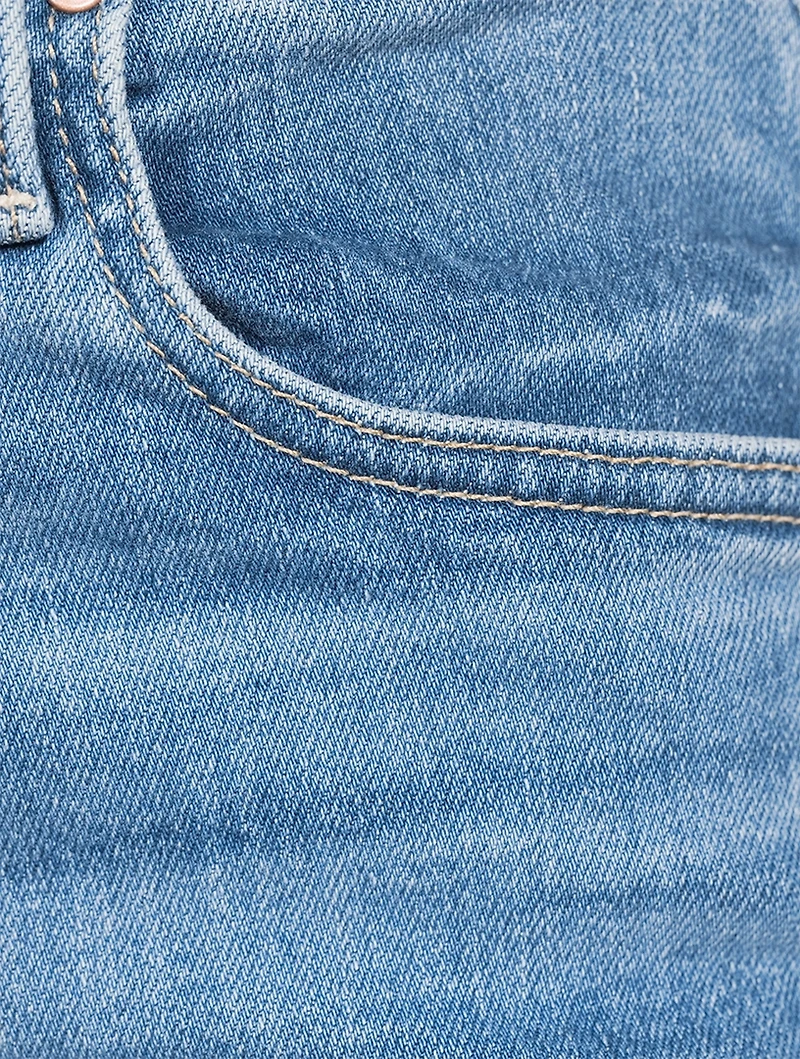 The Rambler Flood Straight-Leg Jeans