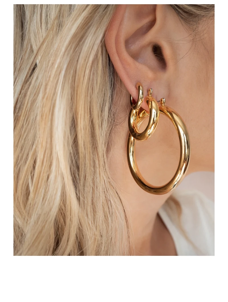 Plain Amalfi Huggie Hoop Earrings