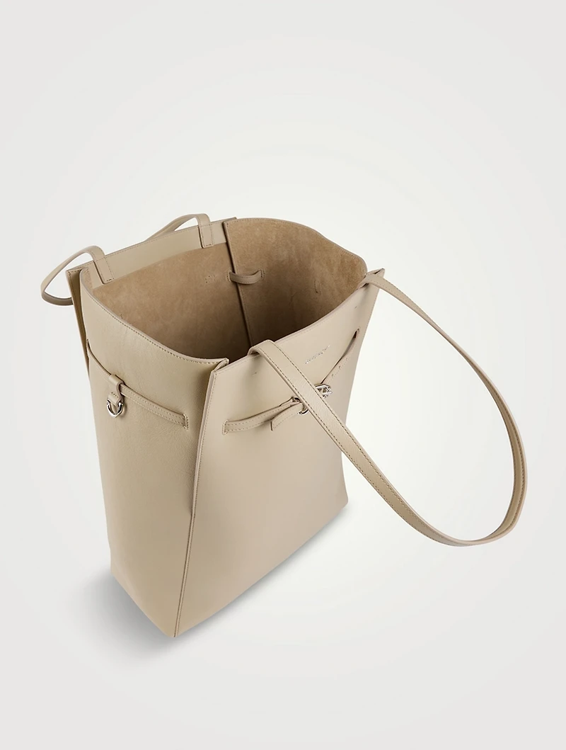 Medium Voyou Leather Tote Bag