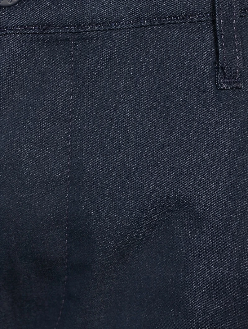 Wanderer Slim-Fit Shorts