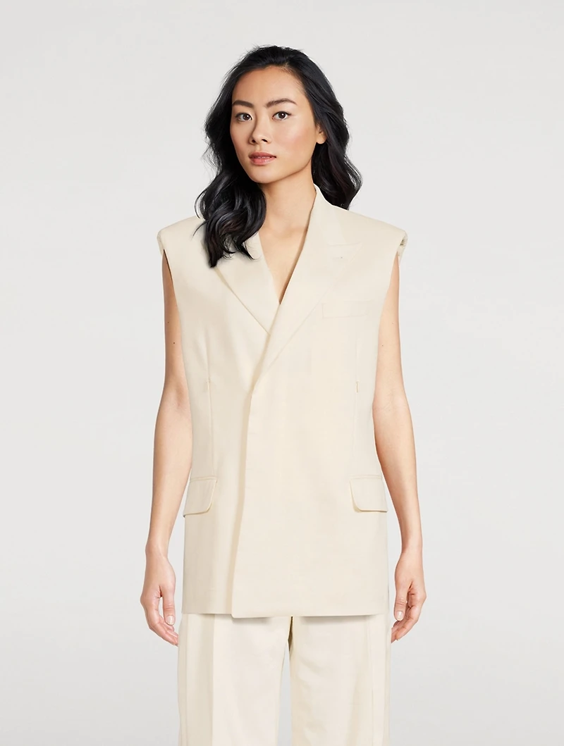 Sleeveless Car Blazer