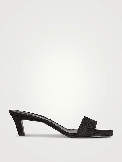 The Moiré Mules