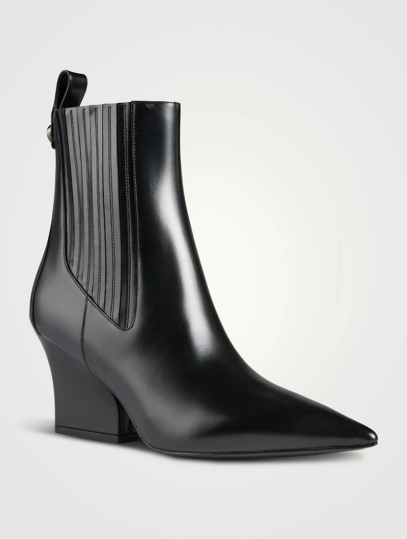 VLogo Lockette Leather Ankle Boots