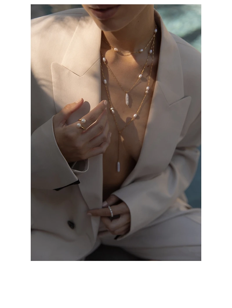 Calla Pearl Lariat Necklace