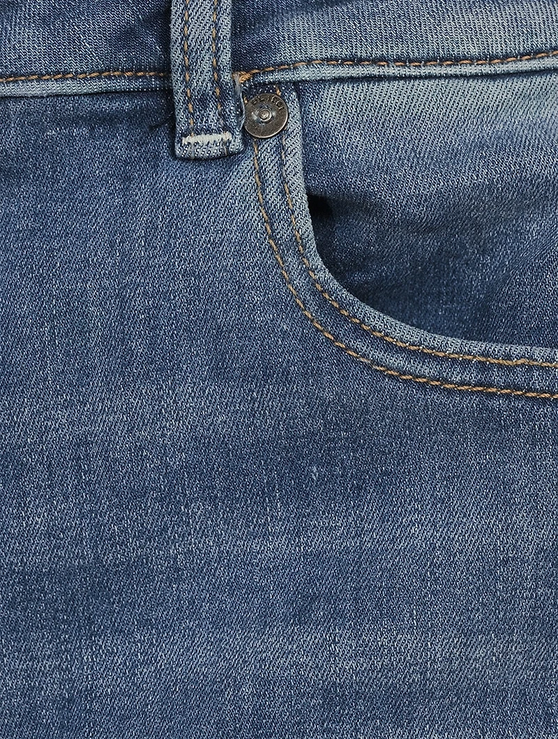 Nick Slim-Fit Jeans