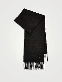 Bouclé Knit Scarf