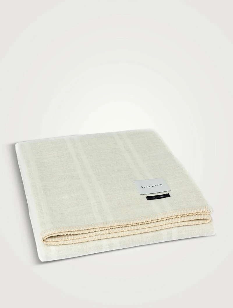 Straits Reversible Zero Dye Throw Blanket