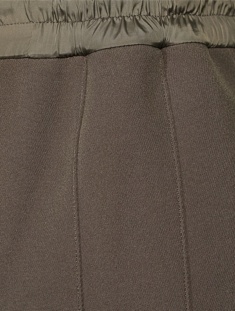 Tech Jersey Pleated Shorts