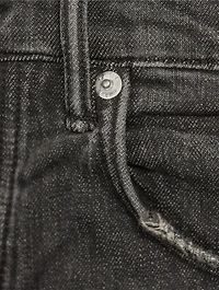 P002 Stretch Slim-Fit Jeans