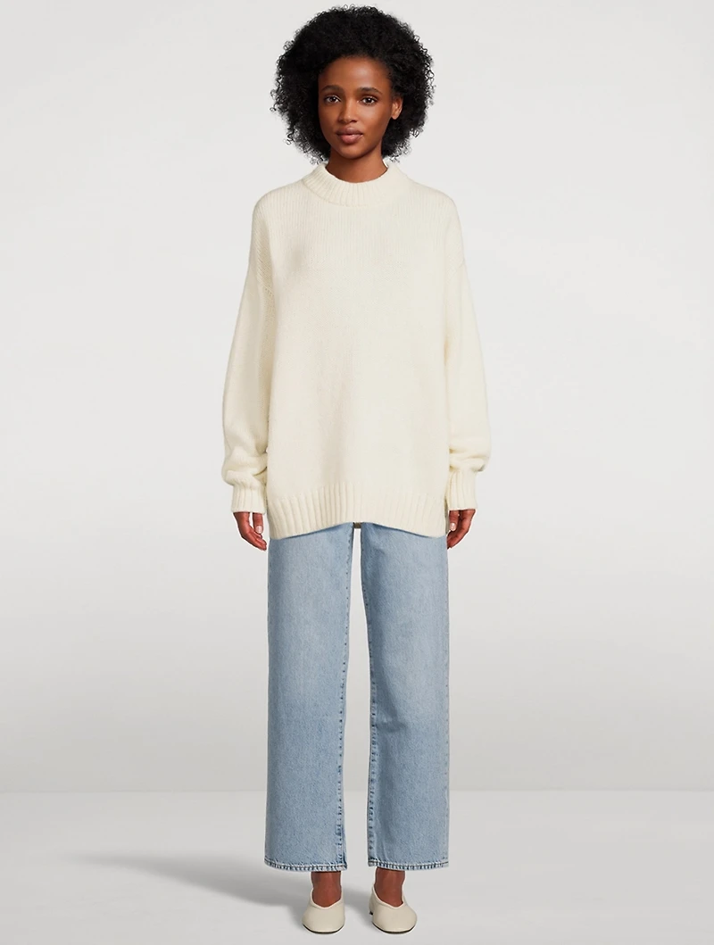 Oversized Crewneck Sweater