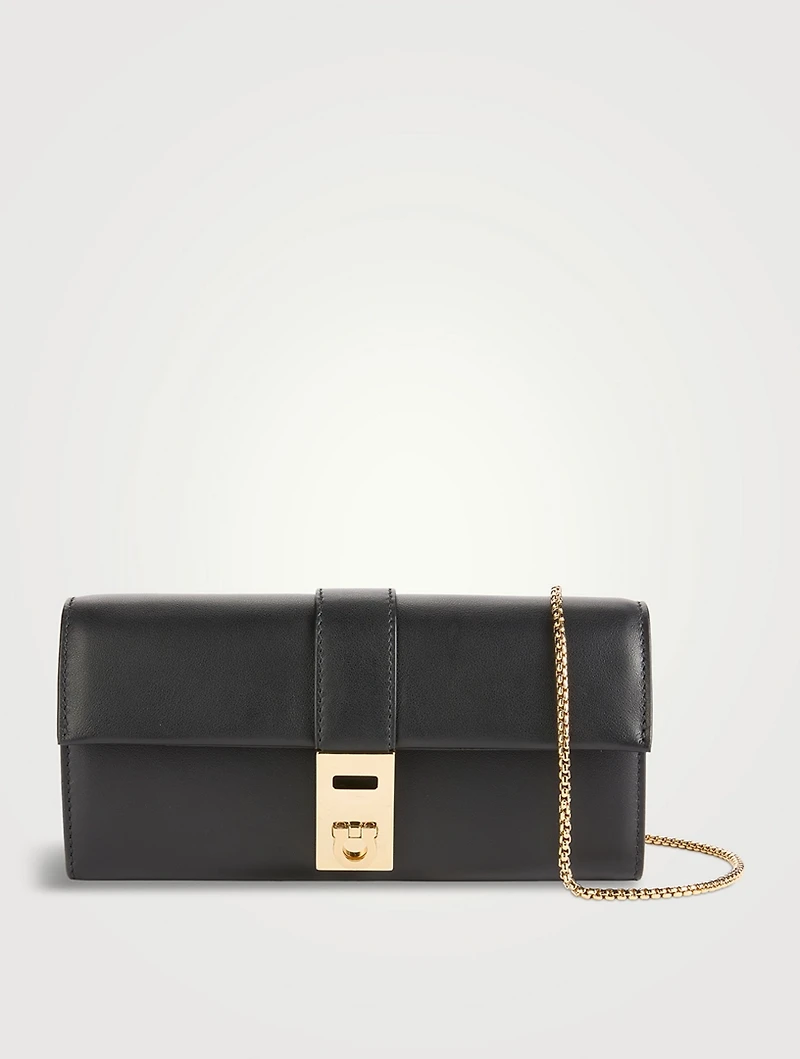 Hug Leather Wallet-On-Chain