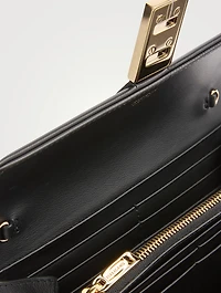Hug Leather Wallet-On-Chain