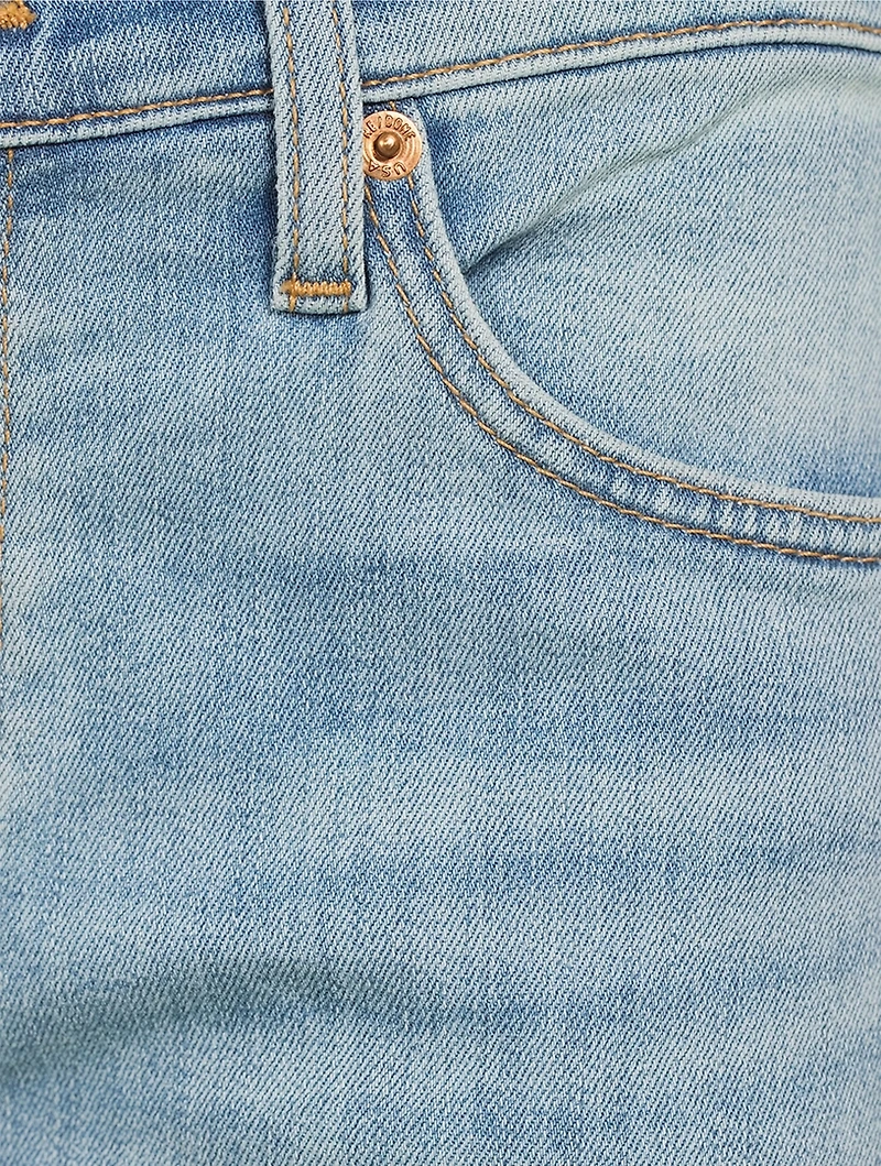 Mid-Rise Wide-Leg Crop Jeans