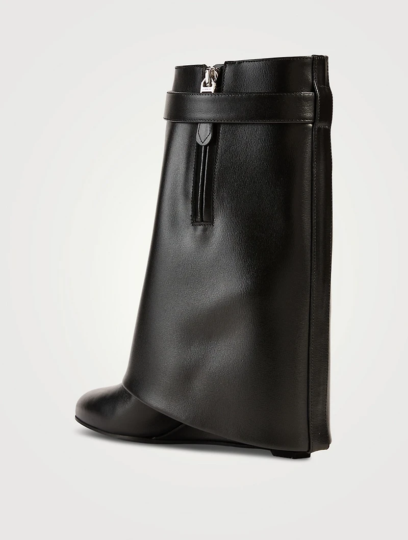 Shark Lock Leather Ankle Boots