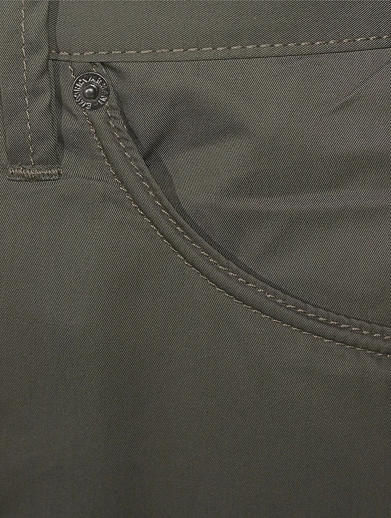 Low-Rise Relaxed Pants