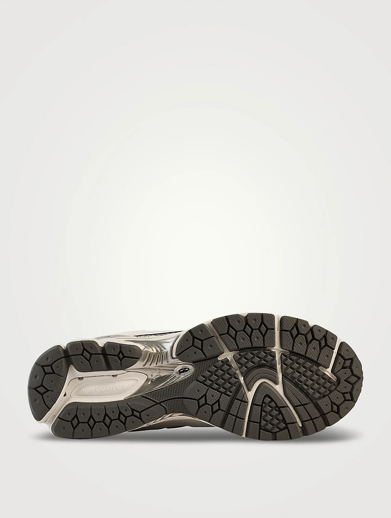 1906R Mesh Sneakers