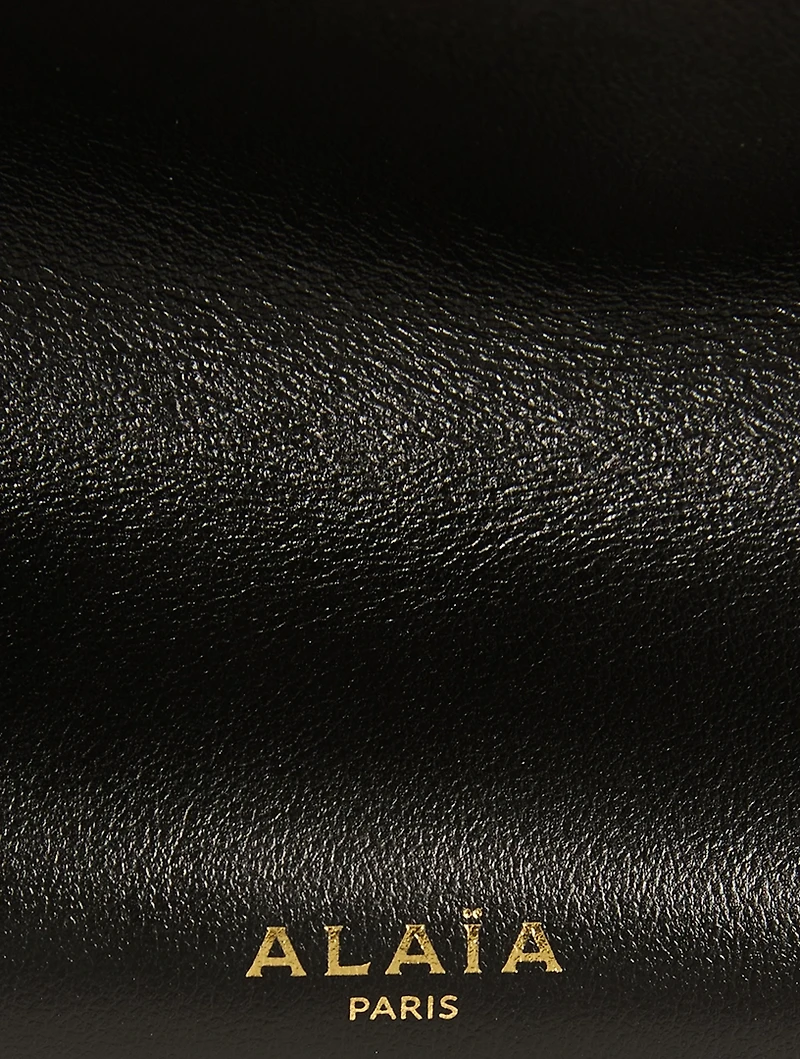 Medium Le Click Leather Shoulder Bag