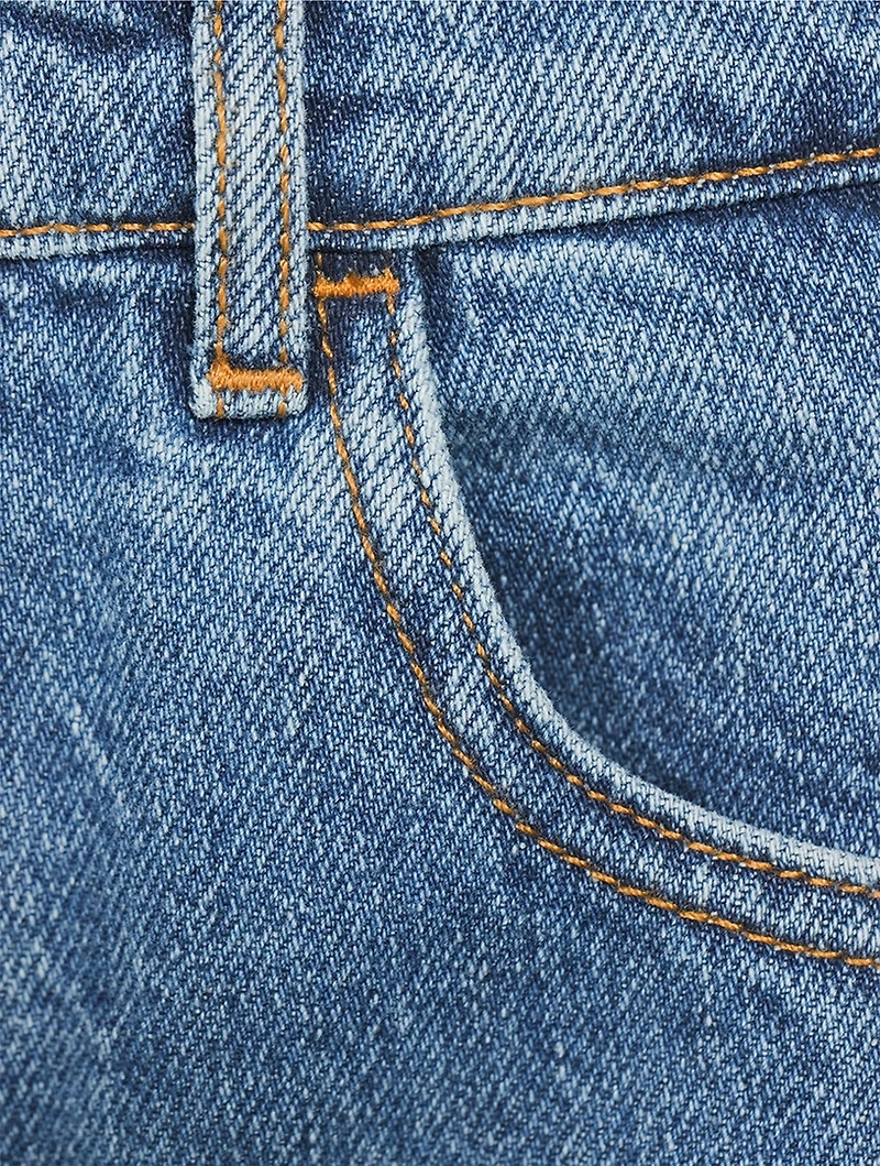 Wide-Leg Jeans