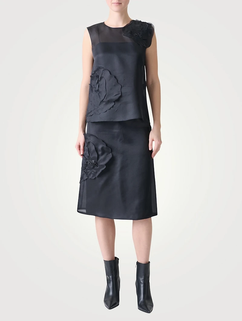 Sleeveless Blouse With 3D Anemone Appliqué