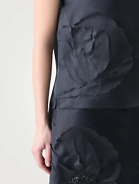 Sleeveless Blouse With 3D Anemone Appliqué