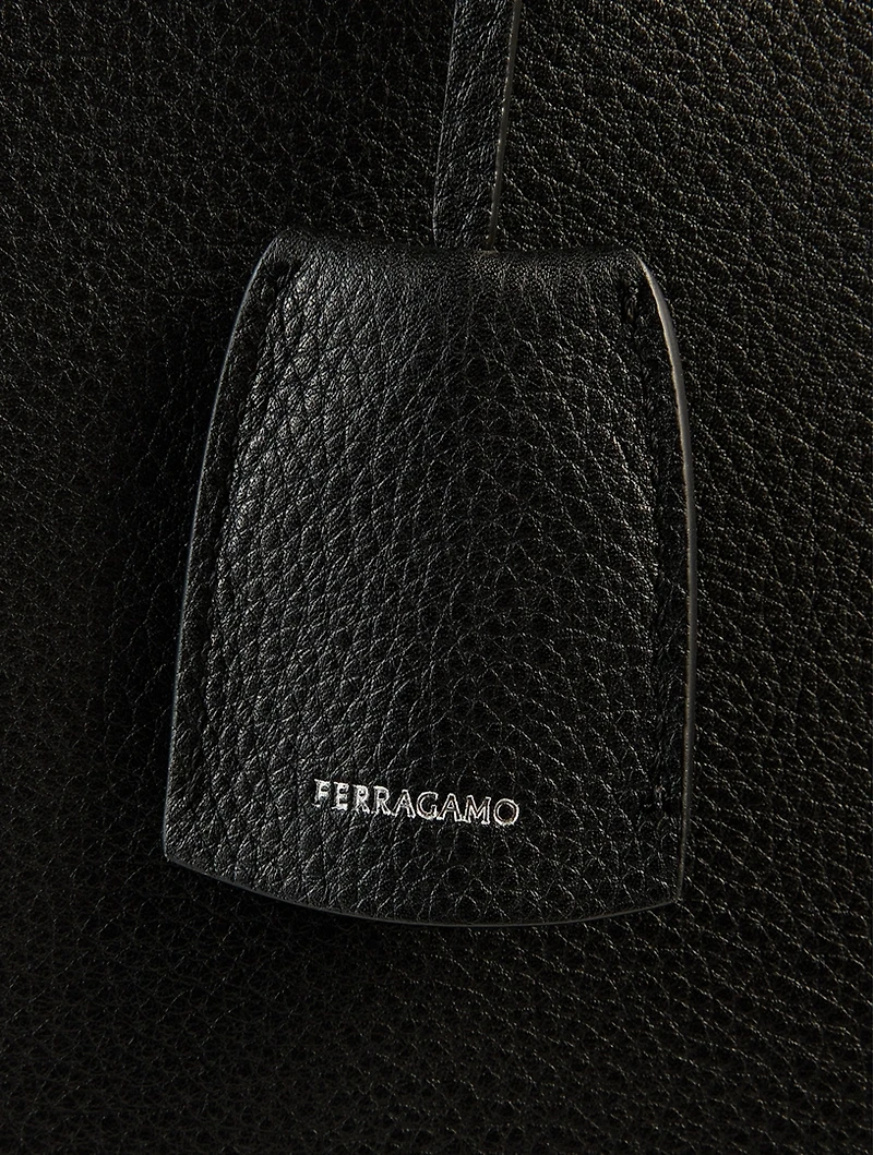 Hug Leather Tote Bag