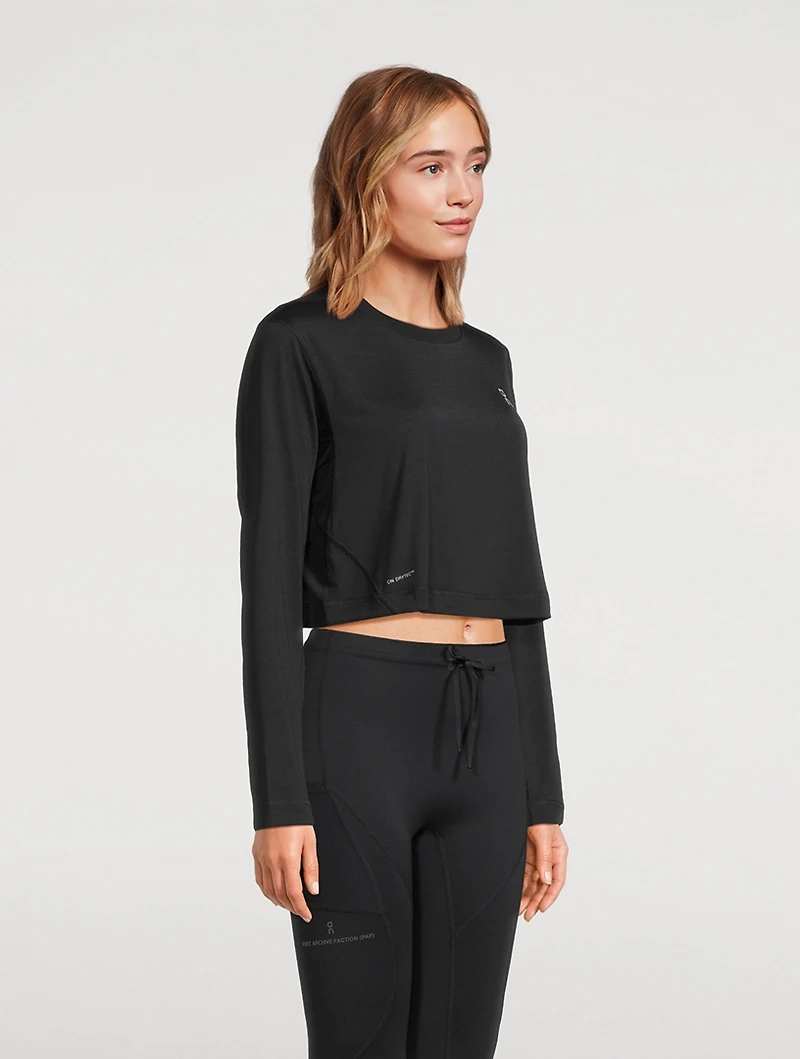 Train Long-Sleeve Cropped T-Shirt