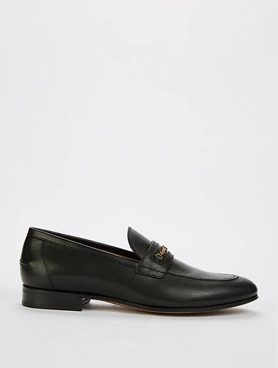 VLOGO Signature Leather Loafers