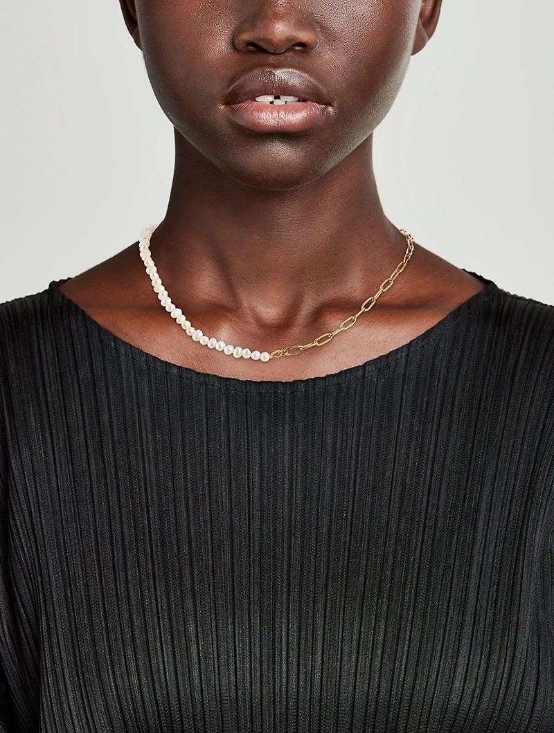 Who's That Pearl Necklace