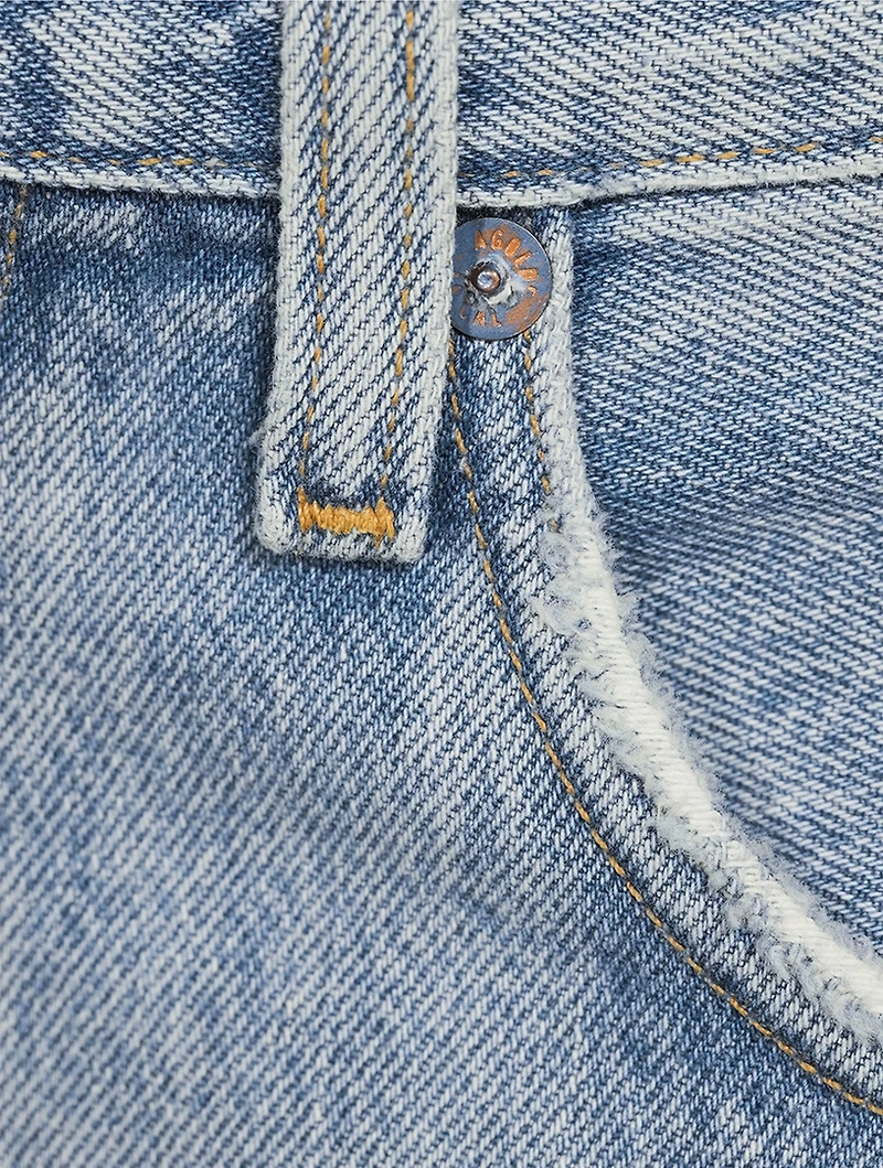 Low Curve Barrel-Leg Jeans
