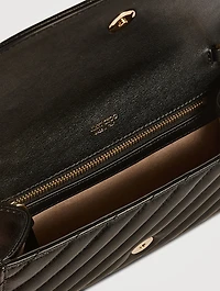 Avenue Curve Leather Wallet-On-Chain