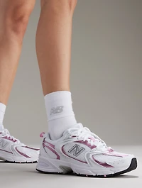 530 Mesh Sneakers