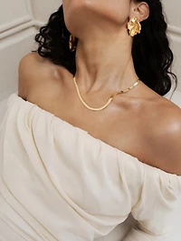 Coming Alive Of Sculpture Earrings