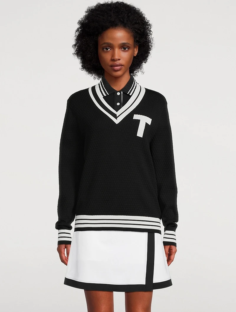 T Sweater