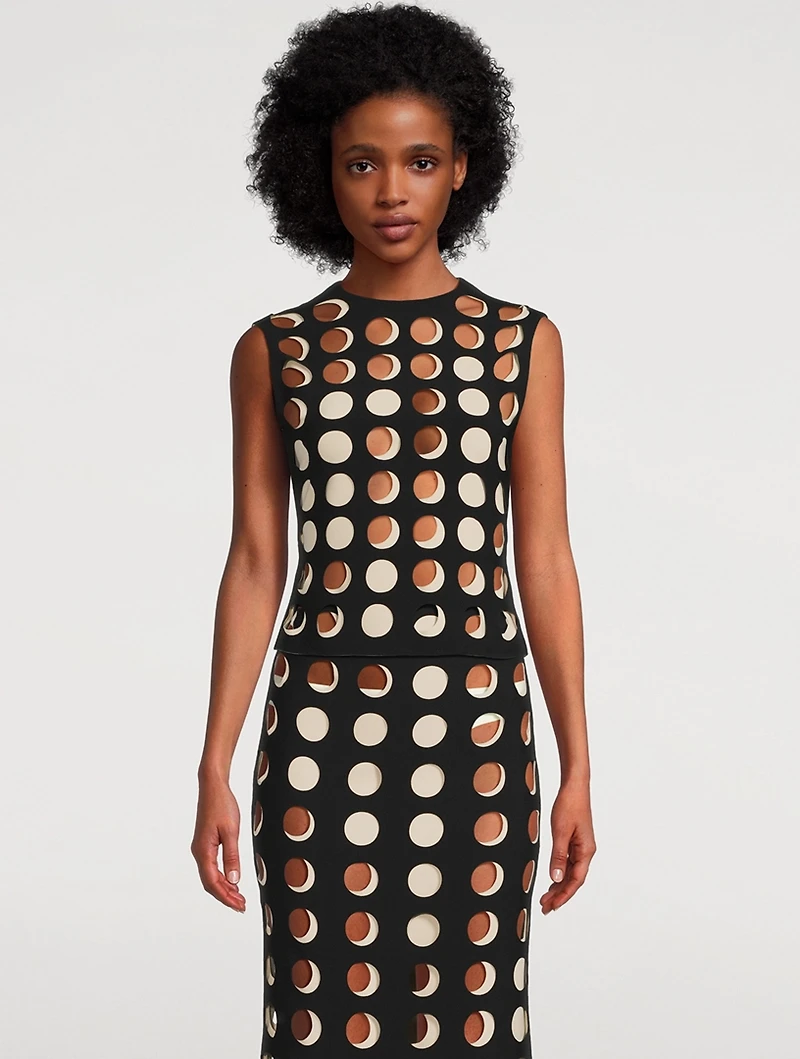 Layered Hole Top