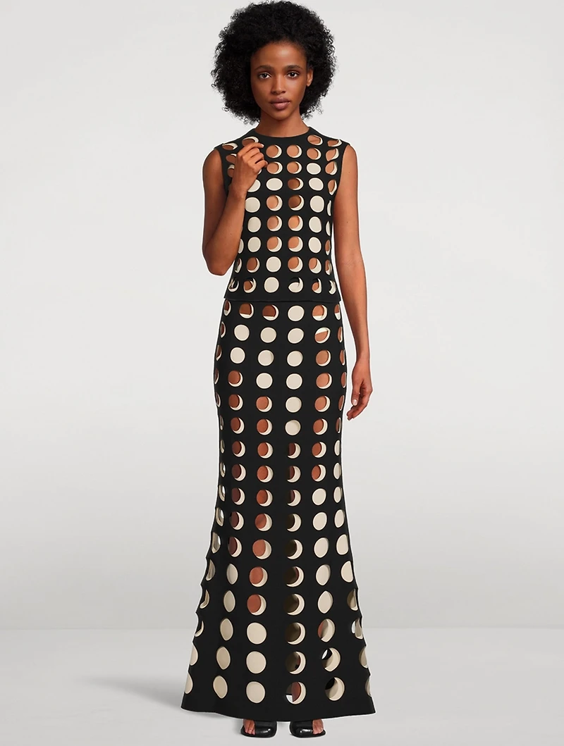Layered Hole Top