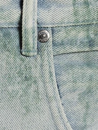 P018 Wide Basalt Distressed Jeans
