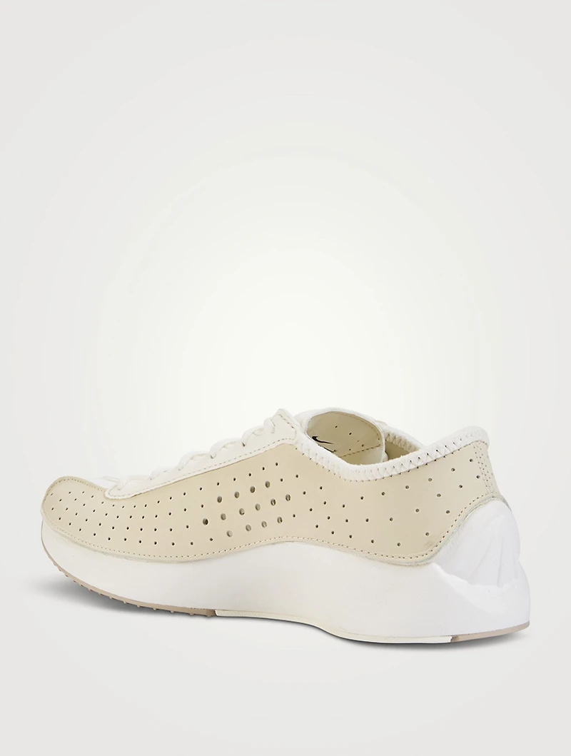 Air Superfly Sneakers