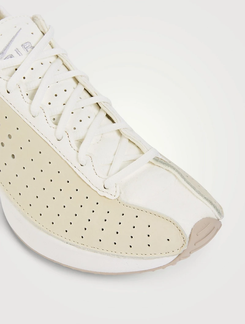 Air Superfly Sneakers
