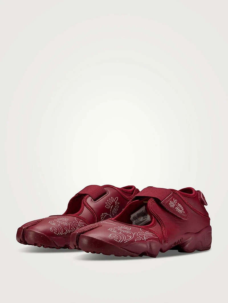 Air Rift Leather Sneakers