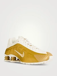 Shox R4 Sneakers