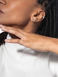 My Twin Top Rose Gold Mono Earring With Pear Diamond