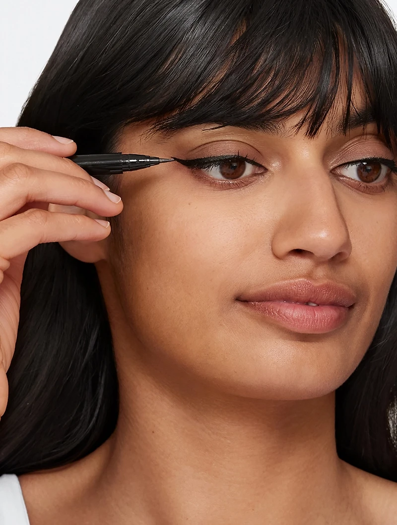 High Impact™ Easy Liquid Eyeliner