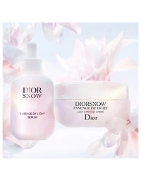 Diorsnow Essence of Light Serum Brightening With Vitamin C