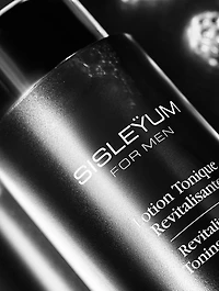 Sisleÿum Revitalizing Toning Lotion