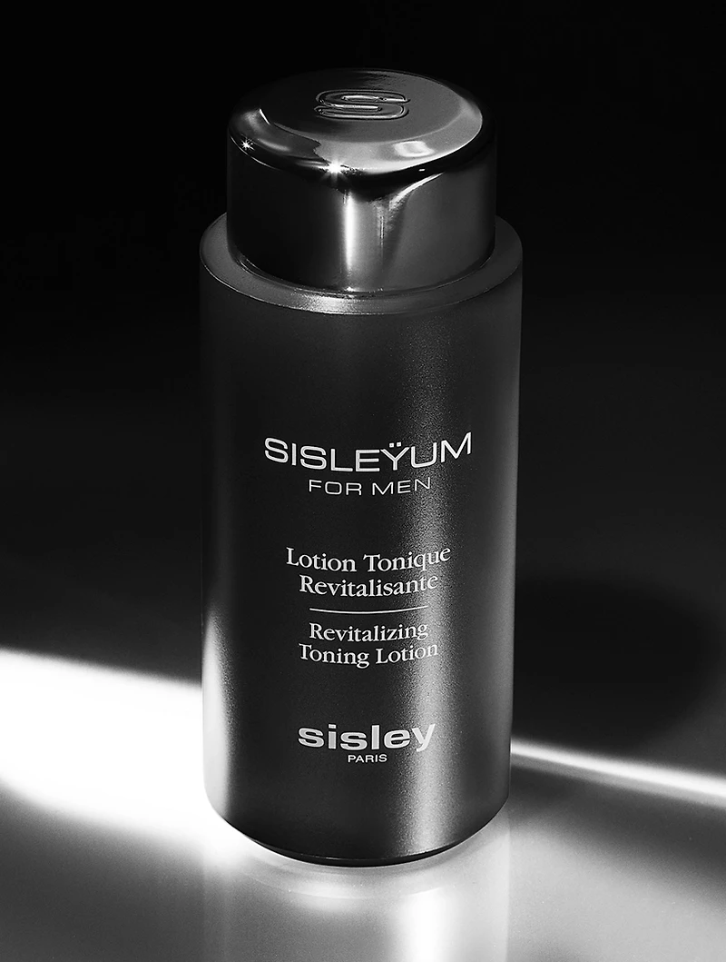 Sisleÿum Revitalizing Toning Lotion
